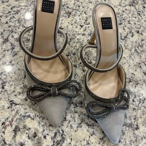 White House Black Market Bow Heels